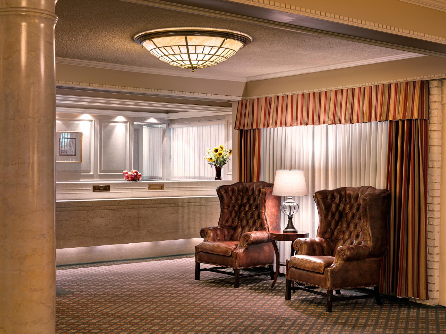 Royal Scot Hotel & Suites Βικτώρια Εξωτερικό φωτογραφία